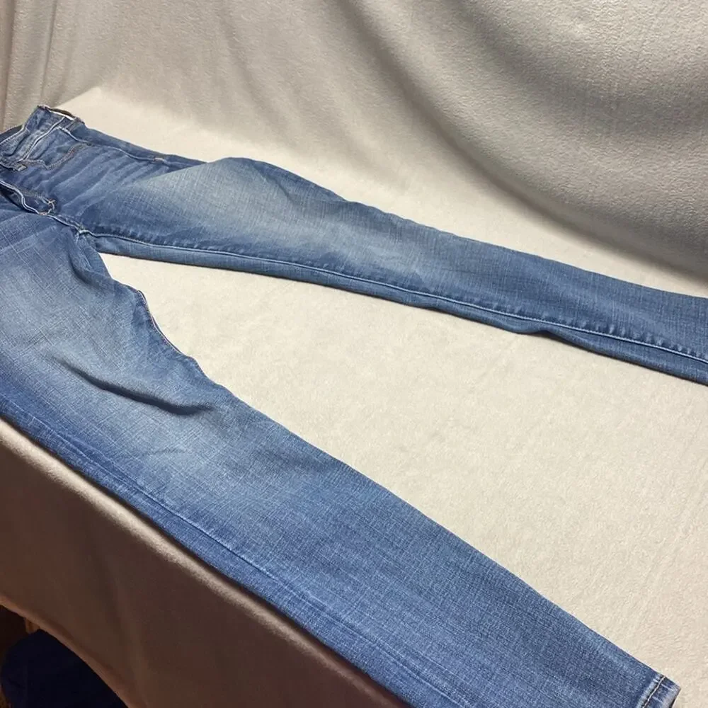 Abercrombie and Fitch blue jeans size 00S W 24 L 29